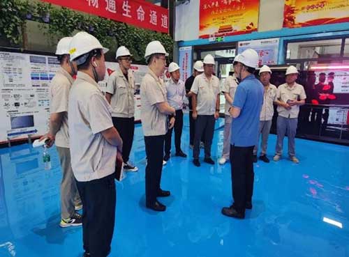 上海創力集團赴神東煤炭集團設備維修中心考察學習(圖2)